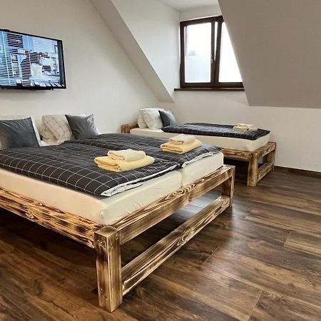Apartman Kuga 米库洛夫 外观 照片